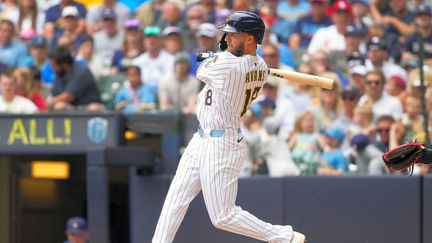 Brewers outfielder formerly claimed on waivers in 2025 signs with NL West team