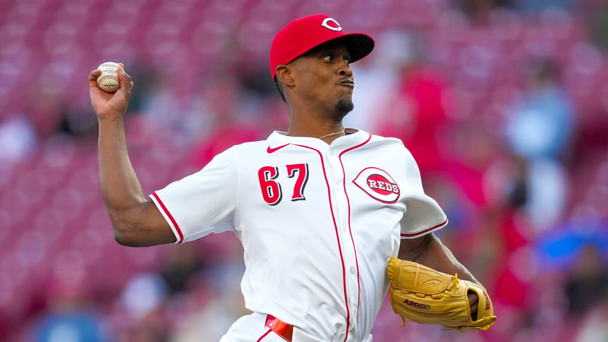 Reds Designate Yosver Zulueta For Assignment