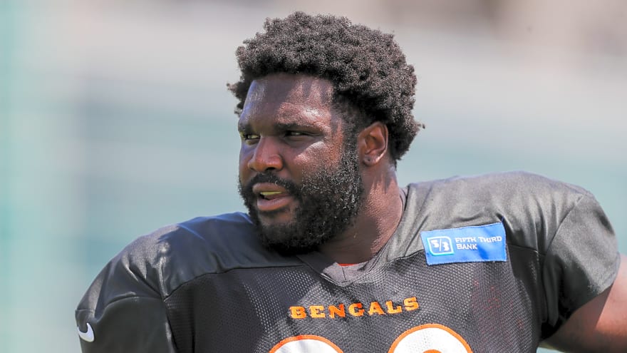 Veteran Defensive Tackle DJ Reader Signs 2-Year Deal With New York Giants