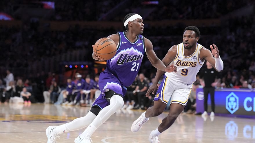 Hornets Sign Bez Mbeng
