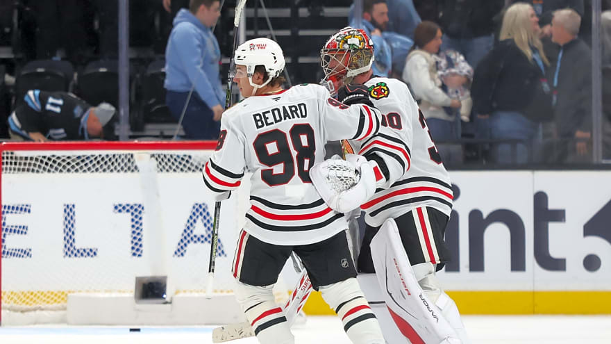 Recap: Blackhawks come back to beat Mammoth 3-2