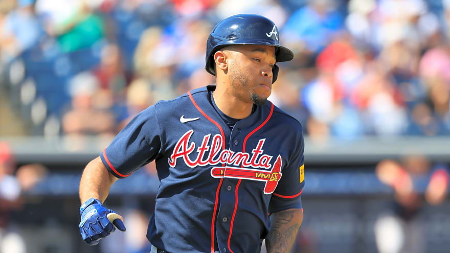 Braves Designate José Azócar For Assignment
