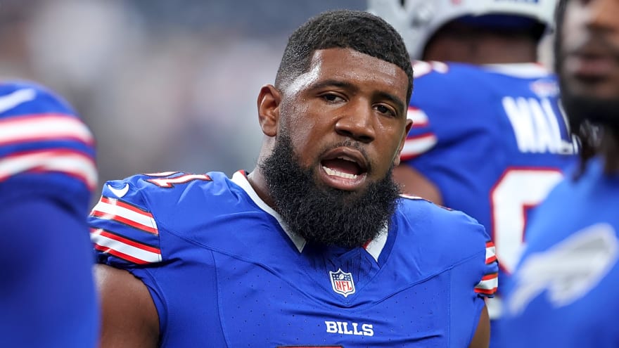 Bills lose star DT Ed Oliver to pregame injury