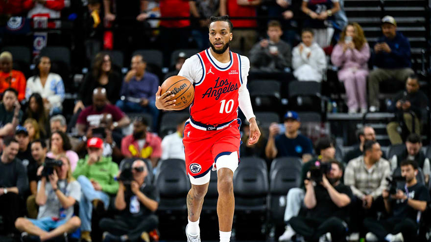 New video shows Darius Garland’s distraught reaction after seeing Max Strus’ injury