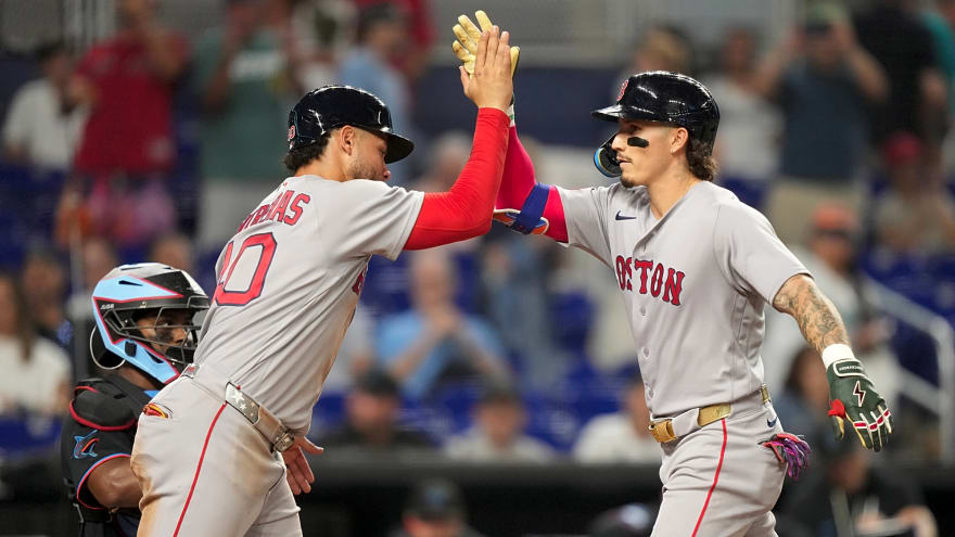 Red Sox activate 1B Willson Contreras from IL, return him to lineup