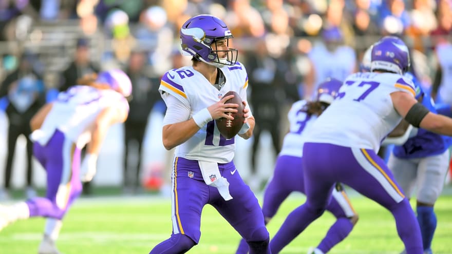 Minnesota Vikings Continue To Get Anemic Production From Quarterback Position