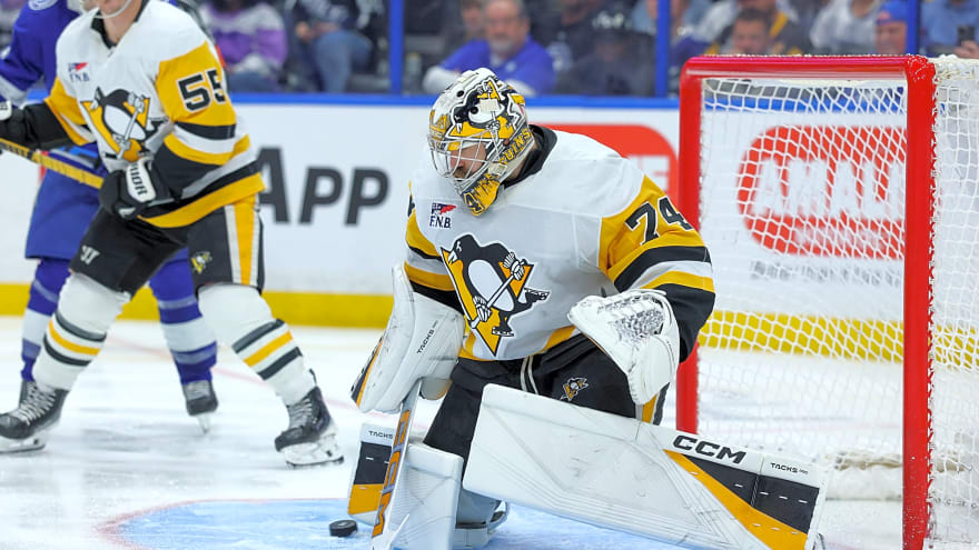 Stuart Skinner Expresses Gratitude for Penguins Fans Amid Challenging Year
