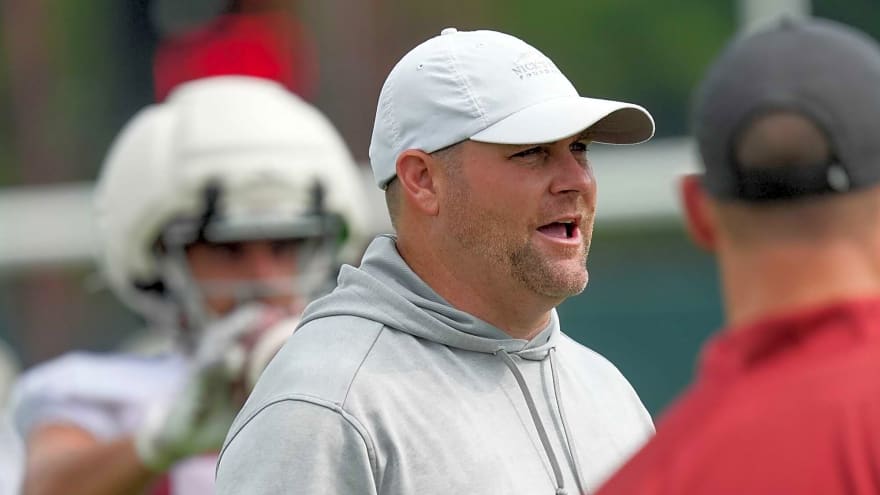 Alabama DC tells what issues are making it hard for Tide to stop the run