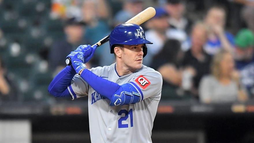 Milwaukee Brewers: former twice-traded outfielder signs with Texas Rangers for 2026 MLB season