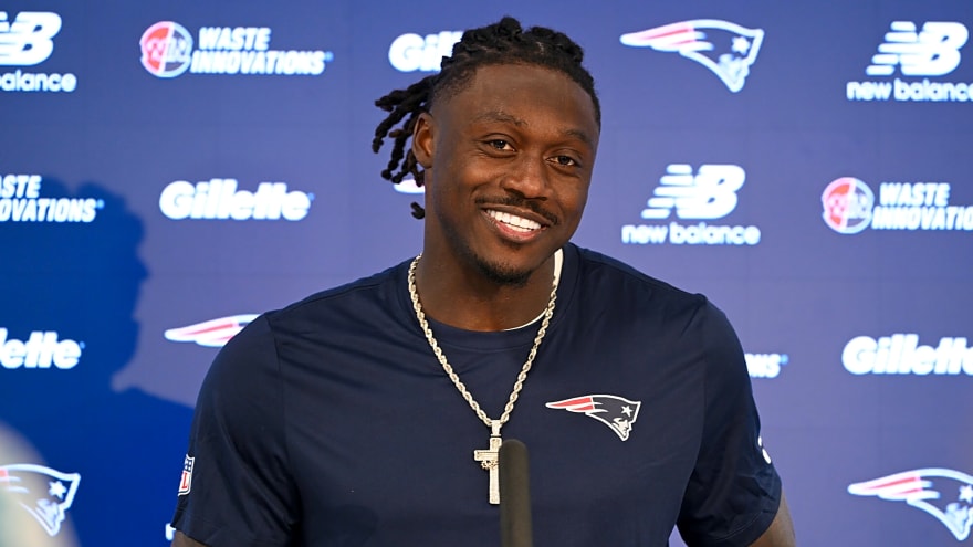 The 'Most 1,400-yard NFL seasons' quiz