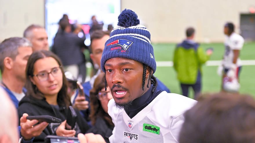 Patriots WR Stefon Diggs to start season on PUP?