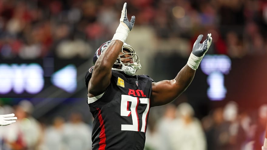 NFC Notes: Grady Jarrett, Xavier McKinney, D.J. Moore, Bears, Packers