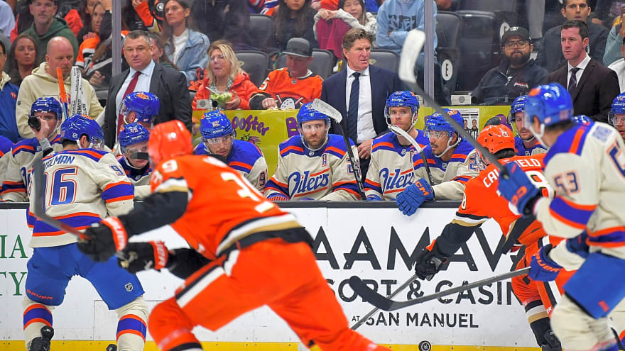 Oilers’ Babcock Drops Hints, Team Trending in the Right Direction