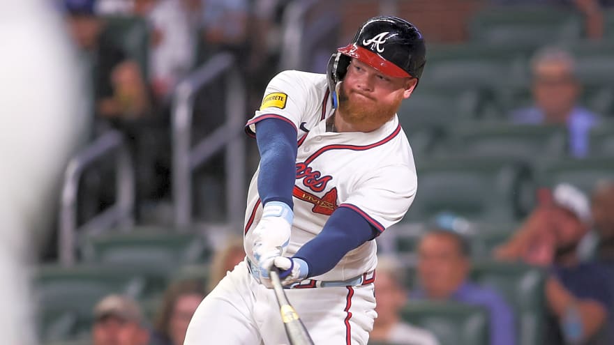 Padres Sign Alex Verdugo To Minor League Deal