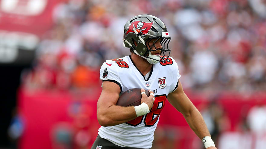 Cade Otton Is Staying in Tampa Bay — And Bucs Fans Can Breathe Again