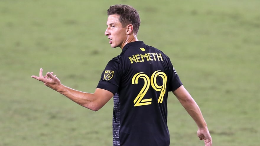 Former Liverpool striker announces end of playing career