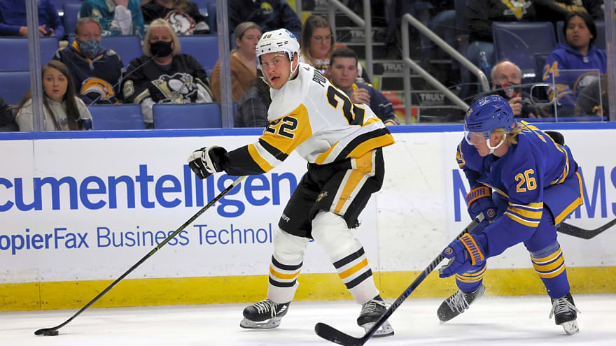 Penguins place Ville Koivunen on IR, recall Samuel Poulin