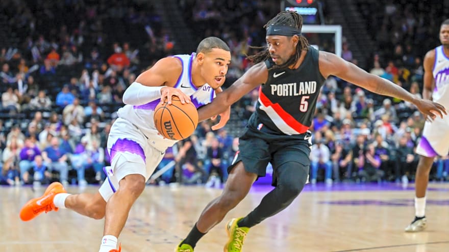 Celtics Sign John Tonje To Two-Way Contract