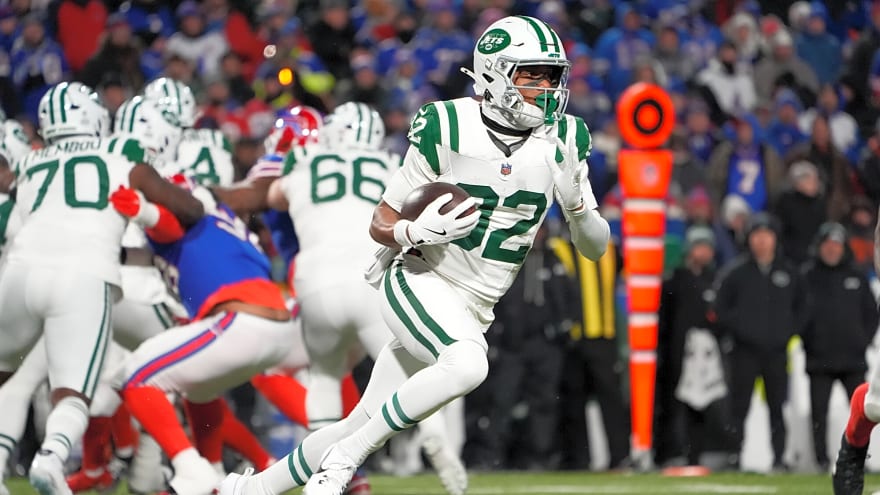 Critical Season Upcoming for Speedy Jets WR in Year two