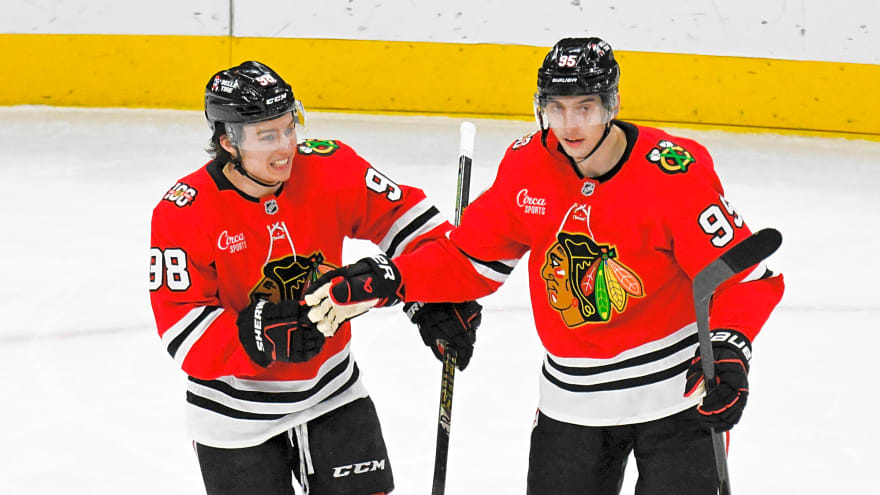 Recap: Blackhawks ground Jets, win 2-0 in Toews’ return to Chicago