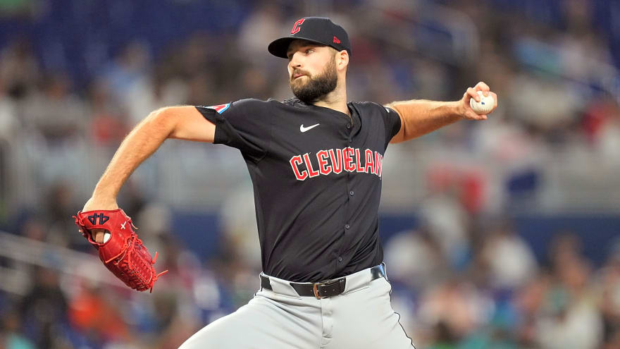 Giants to sign Sam Hentges