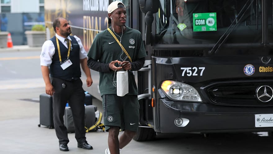 Chelsea to greenlight sale as Man United & Tottenham eye move for 24-year-old