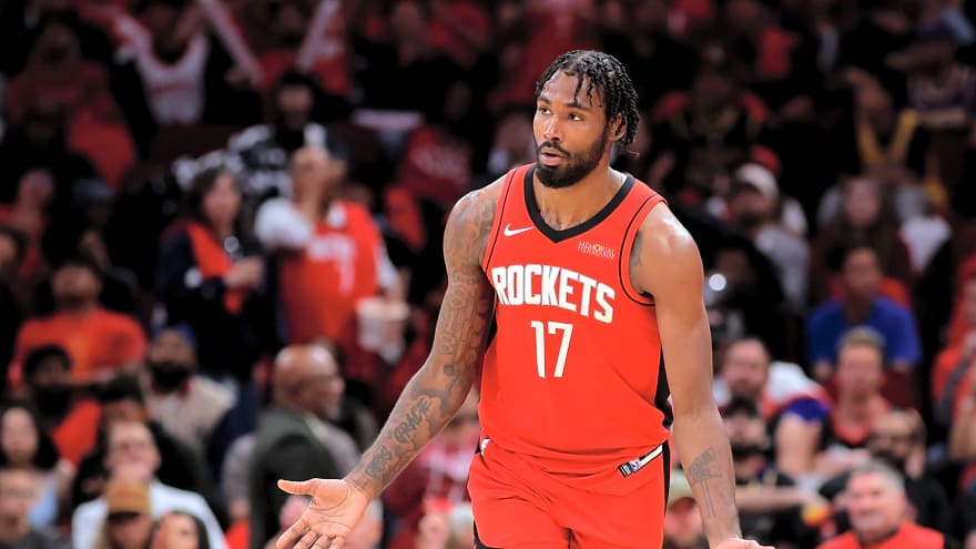 Rockets’ Eason, Nuggets’ Jones To Receive Qualifying Offers