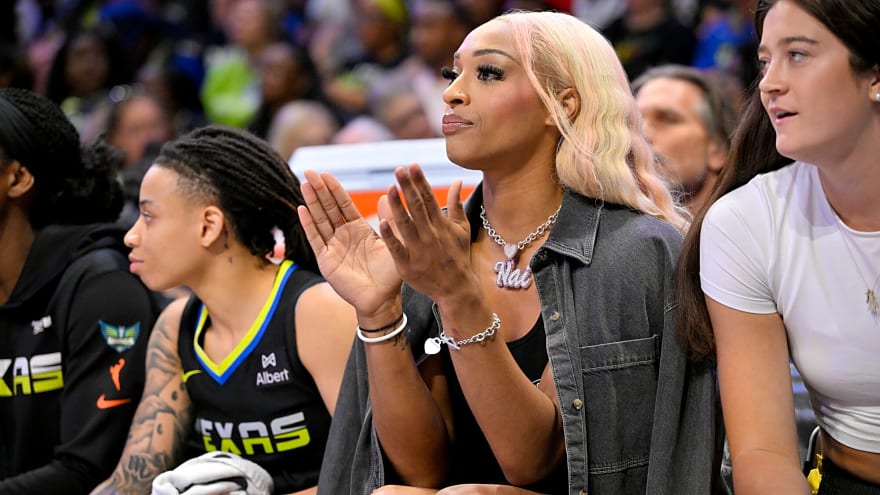 'I’ve Been Doing Okay': Dallas Wings’ DiJonai Carrington Practices Fully for First Time Since Rib Injury