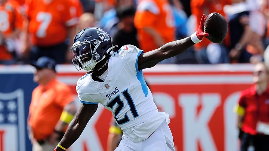 Roger McCreary&#39;s trade deadline buzz is deafening, but here&#39;s why the Titans front office would want to trade him at all