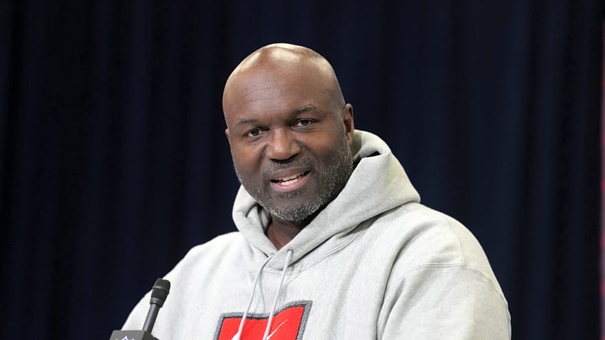 Todd Bowles Reveals Plans For Bucs’ Secondary In 2026