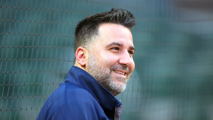 Alex Anthopoulos ignored the Braves’ rotation, and it’s backfiring again