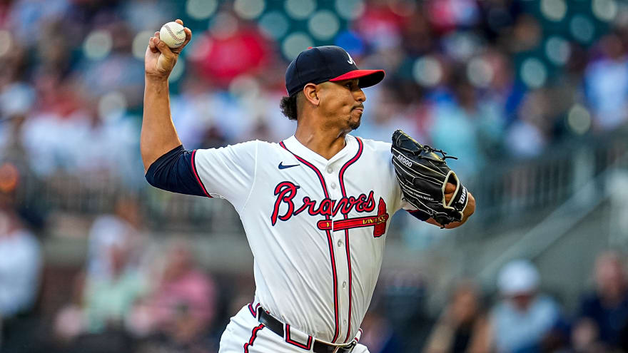 Braves make another roster move ahead of series finale with Marlins