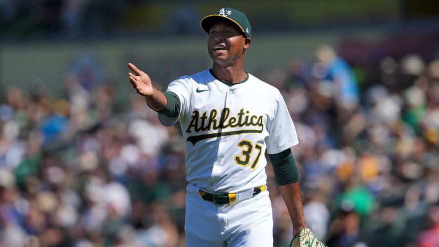 Padres Nearing Deal With Jose Leclerc