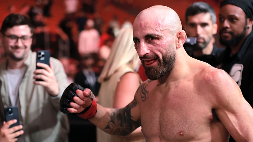 Alexander Volkanovski’s coach reveals injury ‘compromised’ UFC 325 star ahead of Diego Lopes rematch