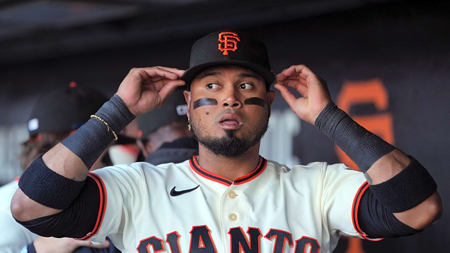 Philadelphia Phillies Acquire Luis Arraez from San Francisco Giants