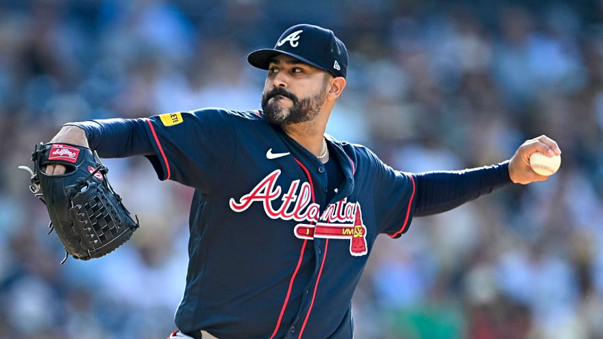 Braves woes continue at Petco Park, NL East up for grabs