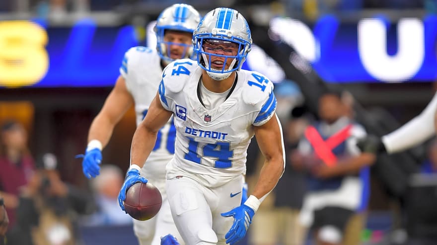 Detroit Lions Amon-Ra St. Brown ‘Sick’ Over David Montgomery Trade To Houston