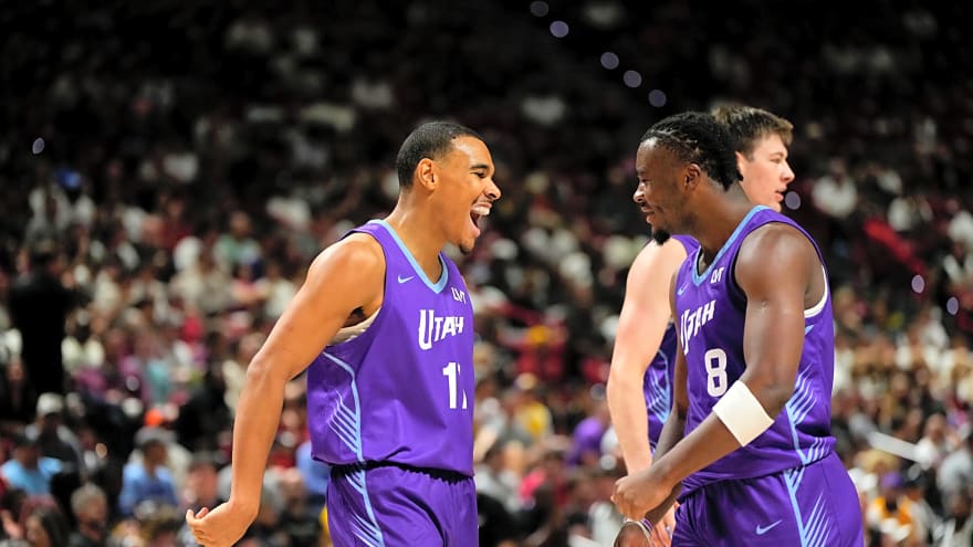 Celtics Signing John Tonje To 10-Day Deal