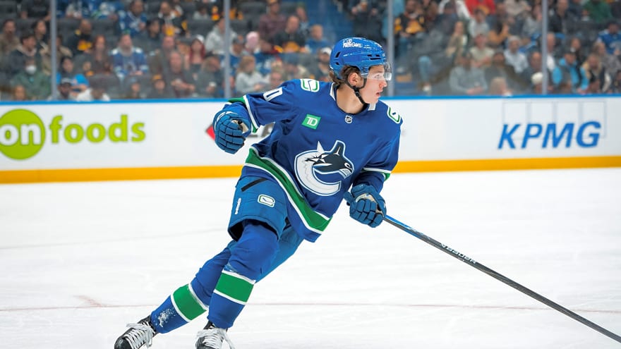 6 Canucks on the Athletic’s top 100 NHL prospects list; Malhotra at 8, Cootes at 95