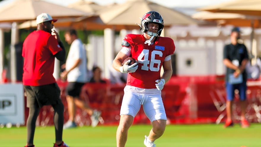 Buccaneers Sign LB Caden Fordham
