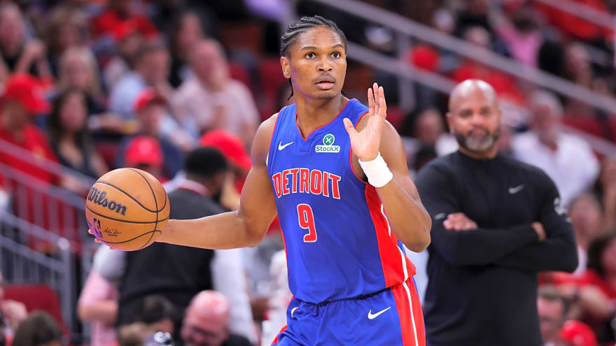 Pistons pick up 2026-27 options on three players