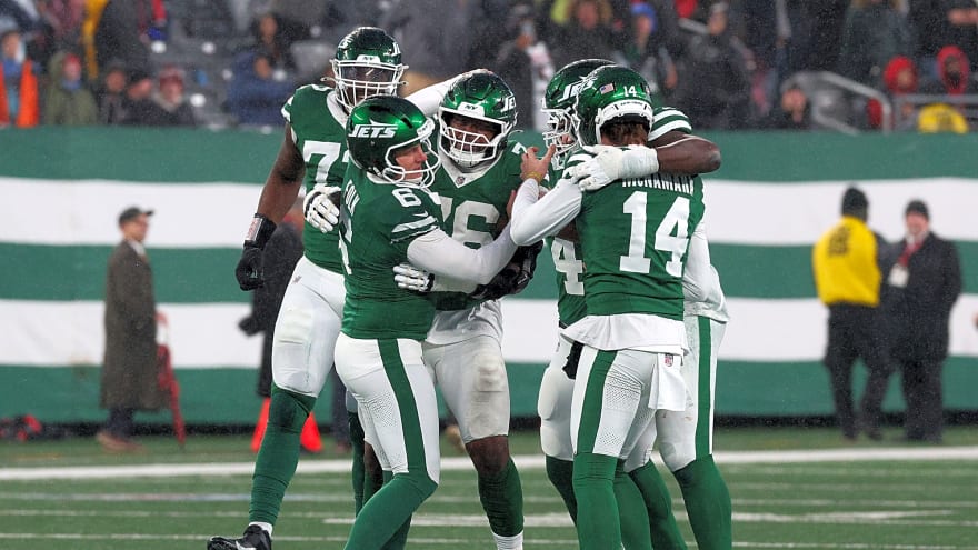 Three Jets who Deserve Praise in win Over Falcons