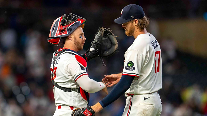 Two catcher trade candidates the Braves could target