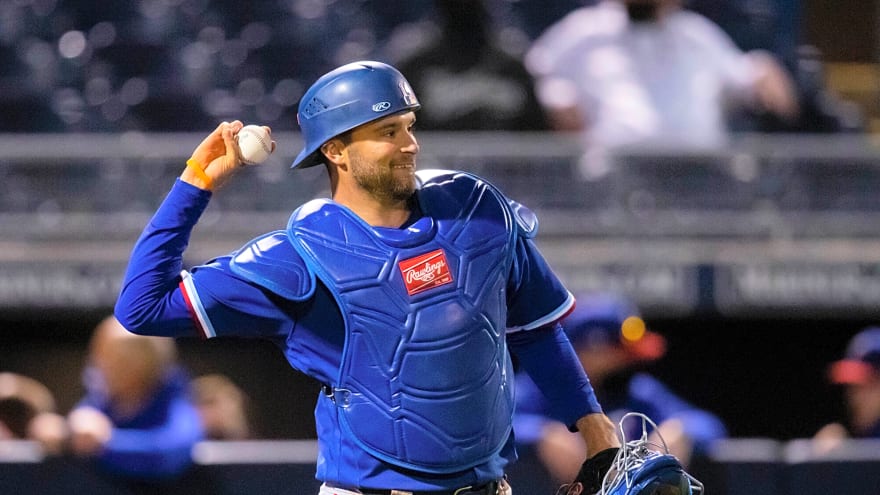 Blue Jays to hire Drew Butera to coaching staff