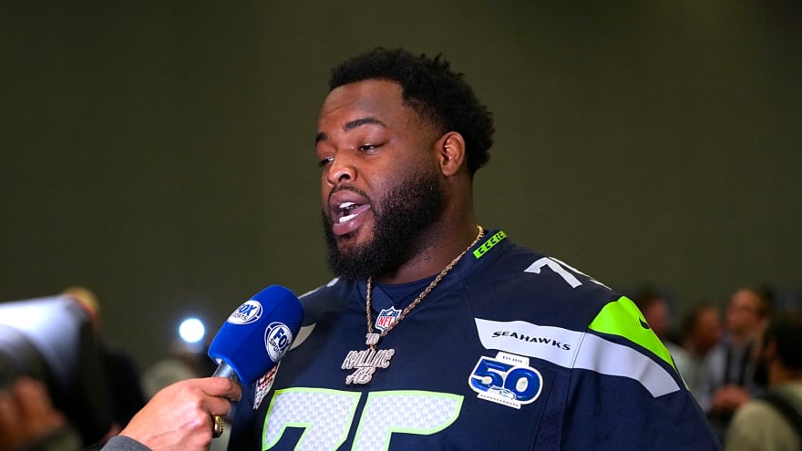 Seahawks Not Expected To Extend RG Anthony Bradford