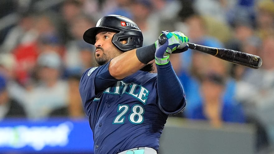 Reds Reunite With Eugenio Suárez on One-Year, $15M Deal