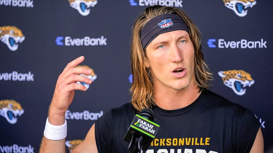 Trevor Lawrence (4 TDs), Jaguars blitz Browns 34-10