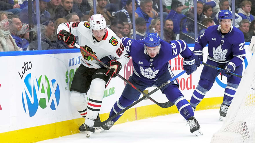 Blackhawks Reassign Dominic Toninato