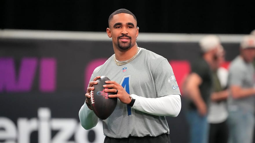 Anonymous Eagles sources call out QB Jalen Hurts