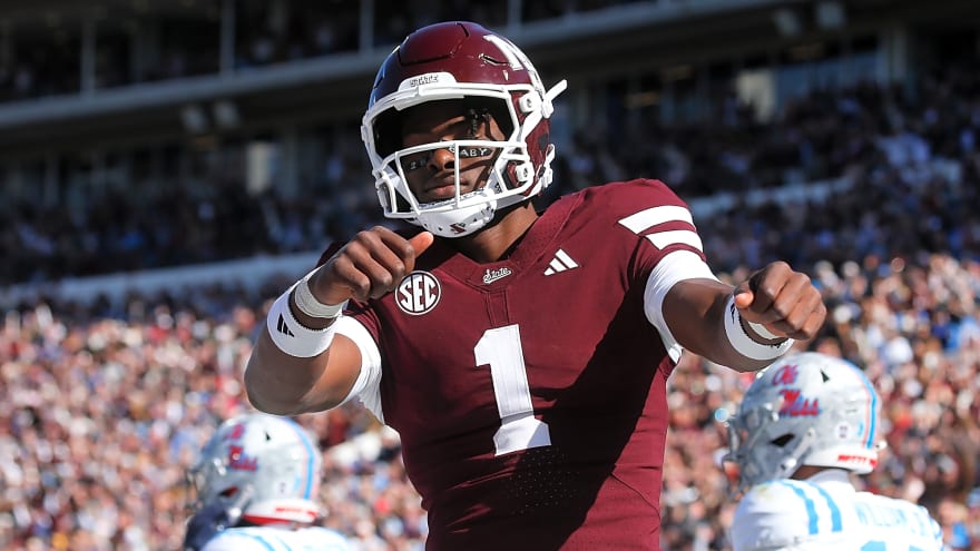Ole Miss and Mississippi State get into bench-clearing fight during Egg Bowl